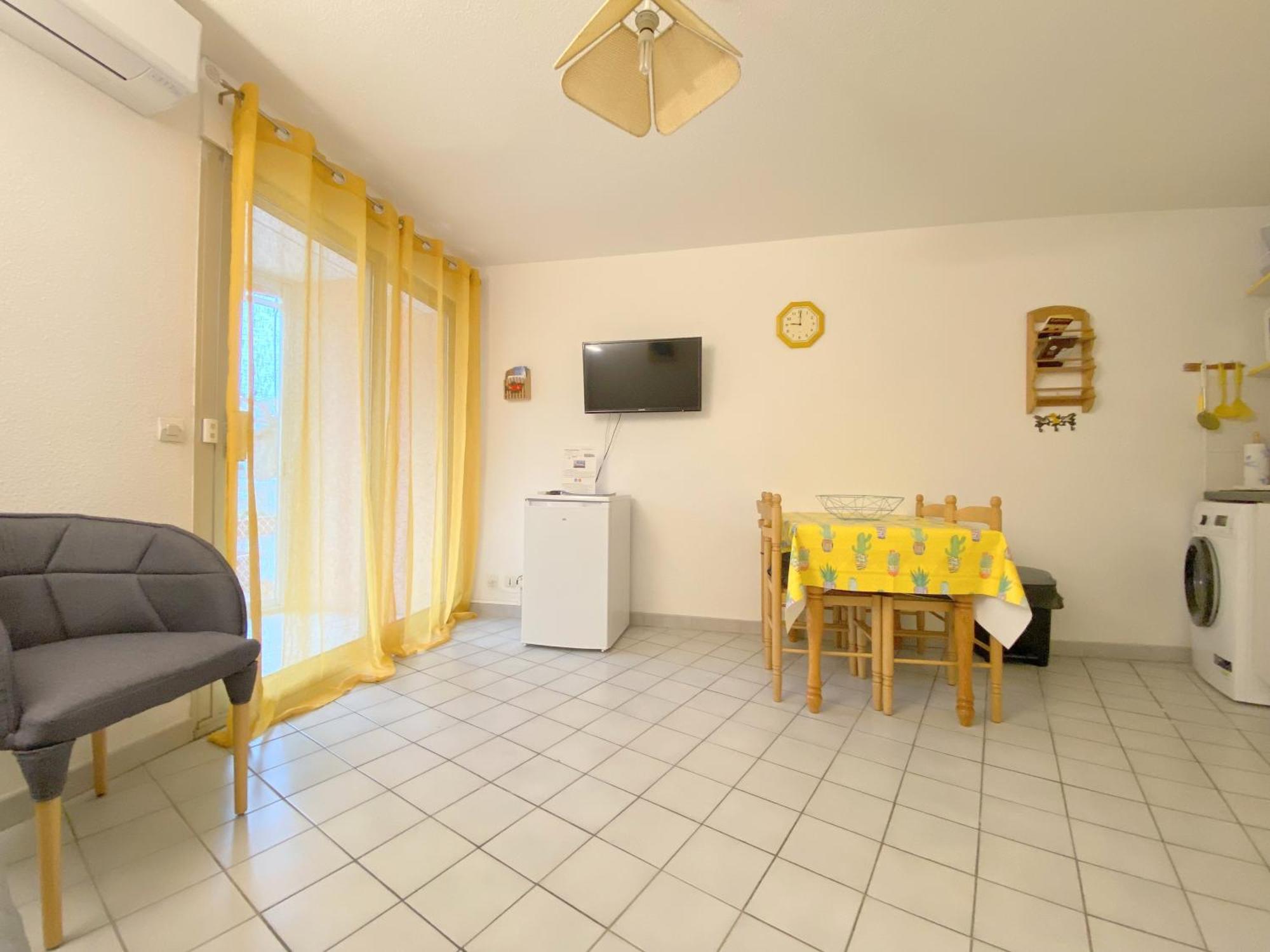 Sol-Y-Days Mathilde, Agreable Appartement En Rez-De-Jardin Avec Parking Et Un Acces Direct A La Plage Le Grau-du-Roi Exteriér fotografie